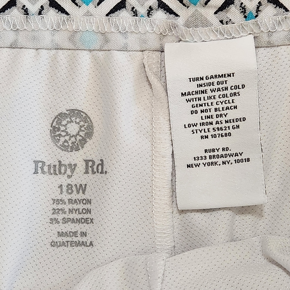 Ruby Rd. Turquoise/Gray/White Golf Skort Size 18W - Picture 3 of 8